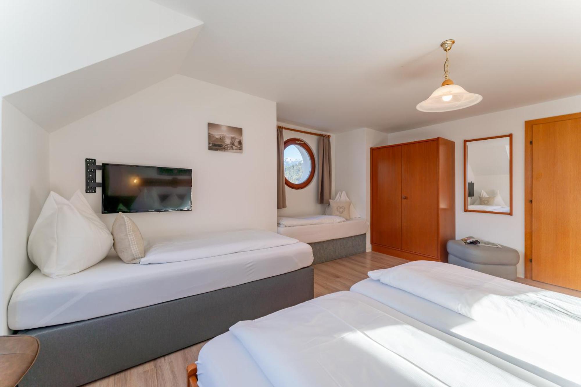 Hotel Gasthof Post フッシュ・アン・デア・グロースグロックナーシュトラーセ エクステリア 写真